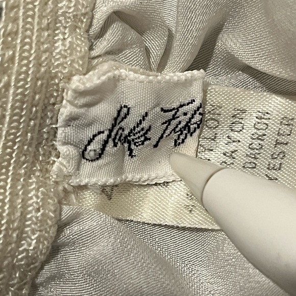 Saks Fifth Avenue Ivory Slip - Picture 3 of 9